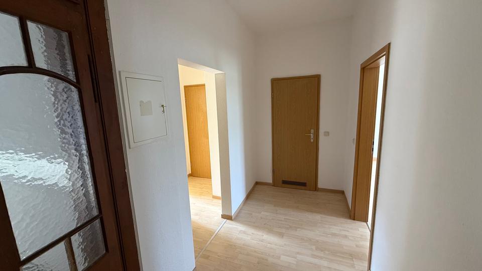 Etagenwohnung Greiz - 2 Zimmer, 44 m&sup2;, 230&euro; | Angebot:26462525