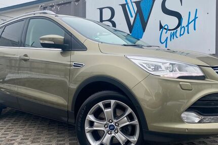 Ford Kuga 118.000 km 11.490 &euro; Gera 07548