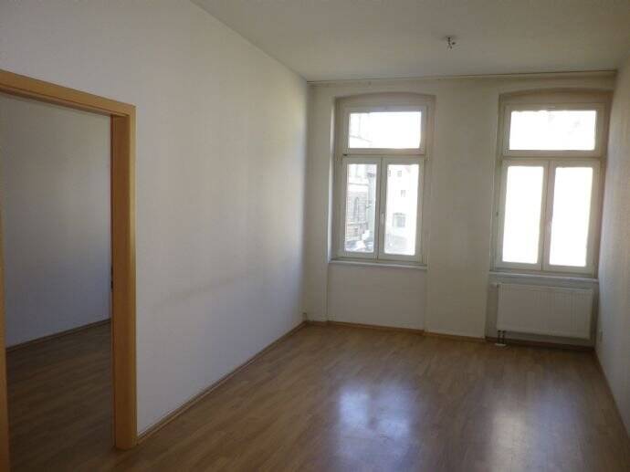 Etagenwohnung Altenburg - 2 Zimmer, 60 m&sup2;, 412&euro; | Angebot:25727995