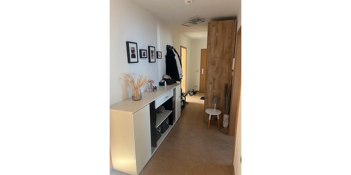 Dachgeschoßwohnung Gera Alt-Bieblach - 2.5 Zimmer, 74 m&sup2;, 900&euro; | Angebot:25992447