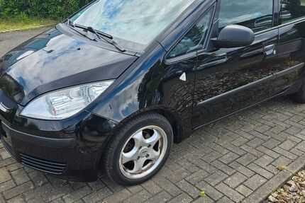 Mitsubishi Colt 88.700 km 2.390 € Grana 06712